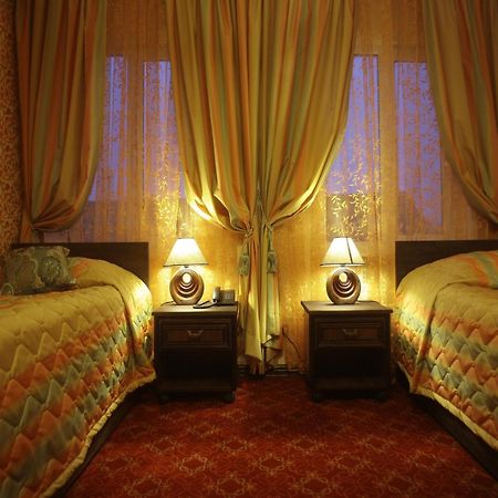 Hotel Kilikiya Oezjhorod Kamer foto
