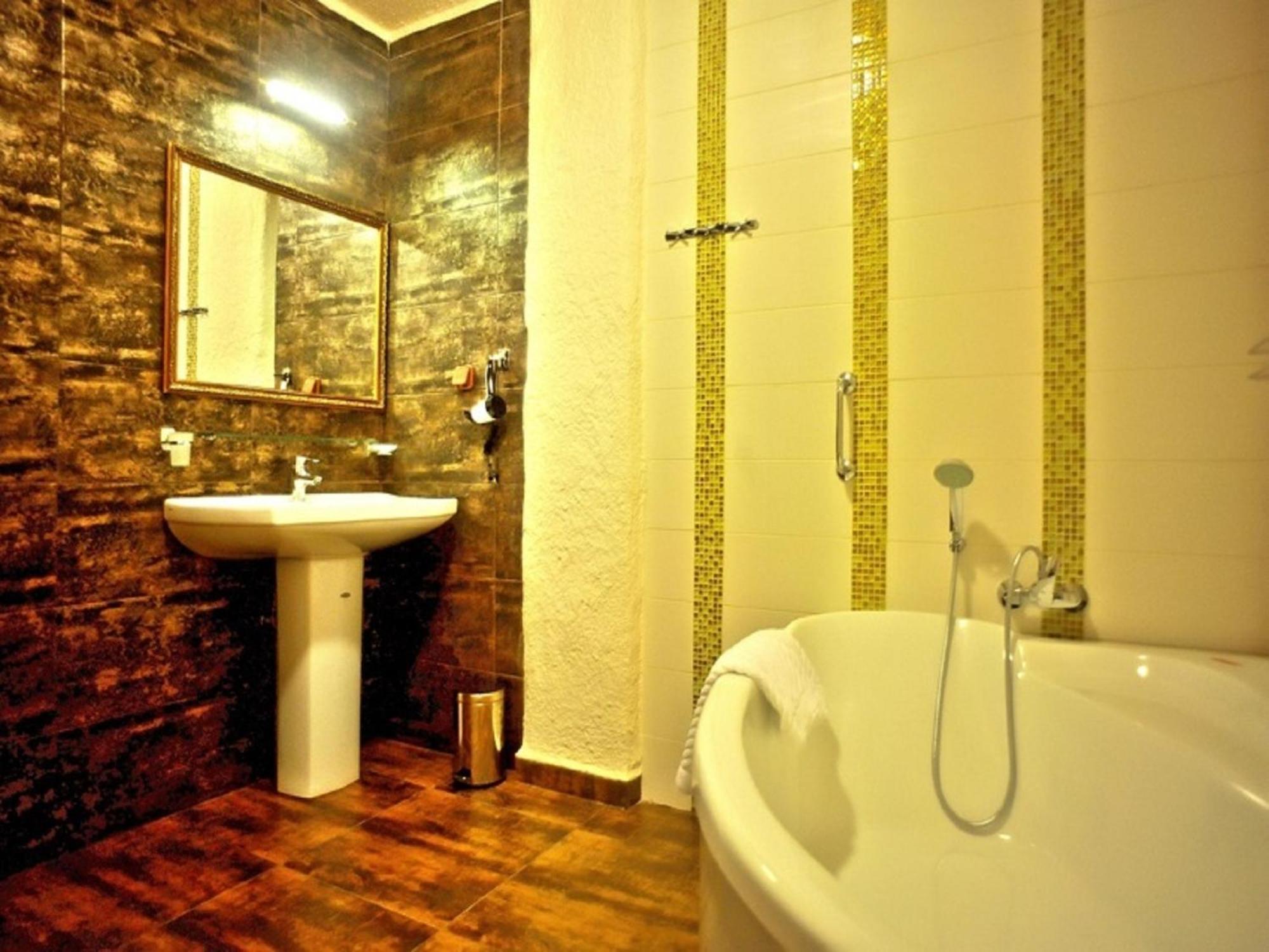 Hotel Kilikiya Oezjhorod Kamer foto